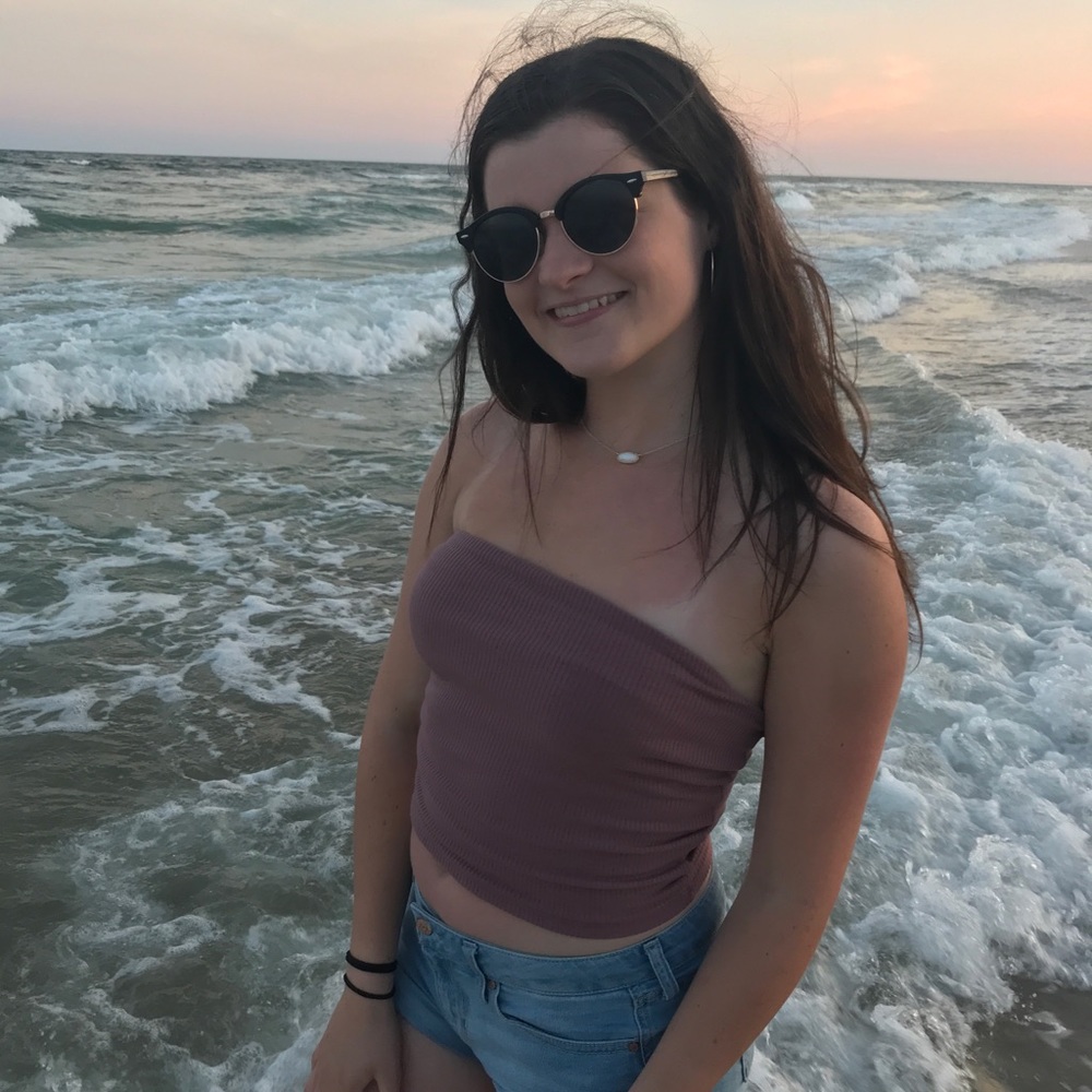 Meet your Posher, Ciara